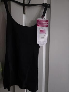 Maidenform SCULPTS Cami Compression Shapewear Tank Top Black Size S